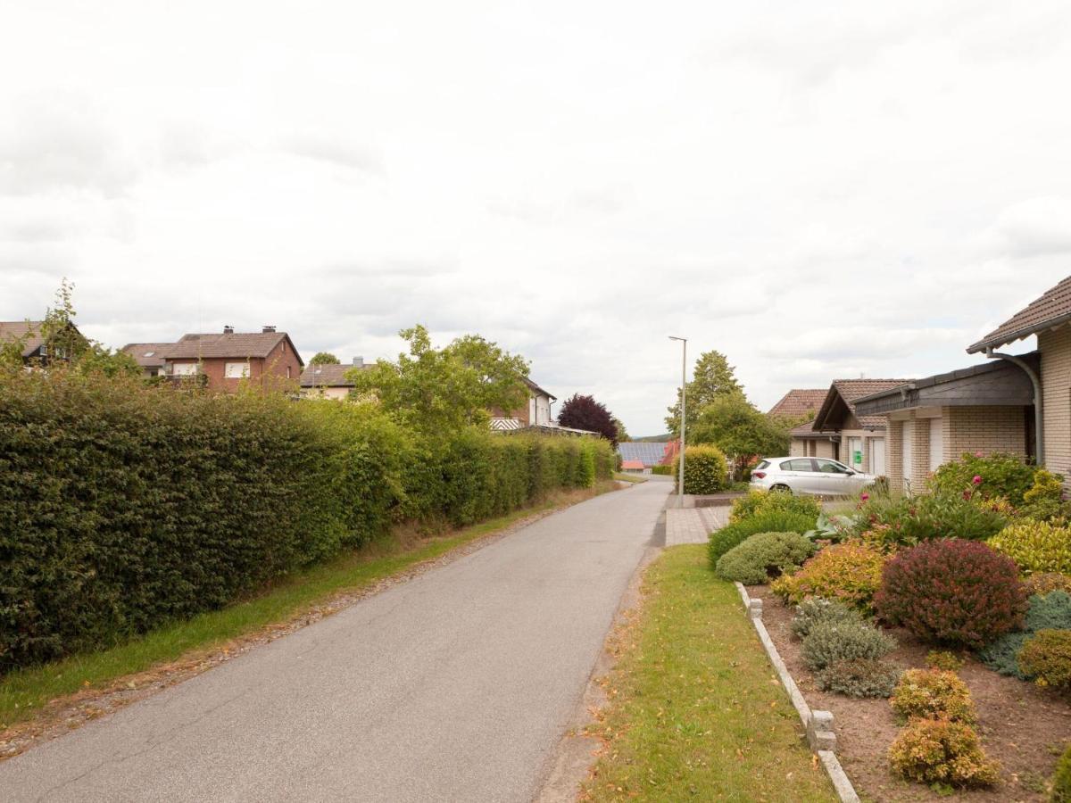 Sunny Flat In Bad Driburg With Garden Apartment Exterior photo