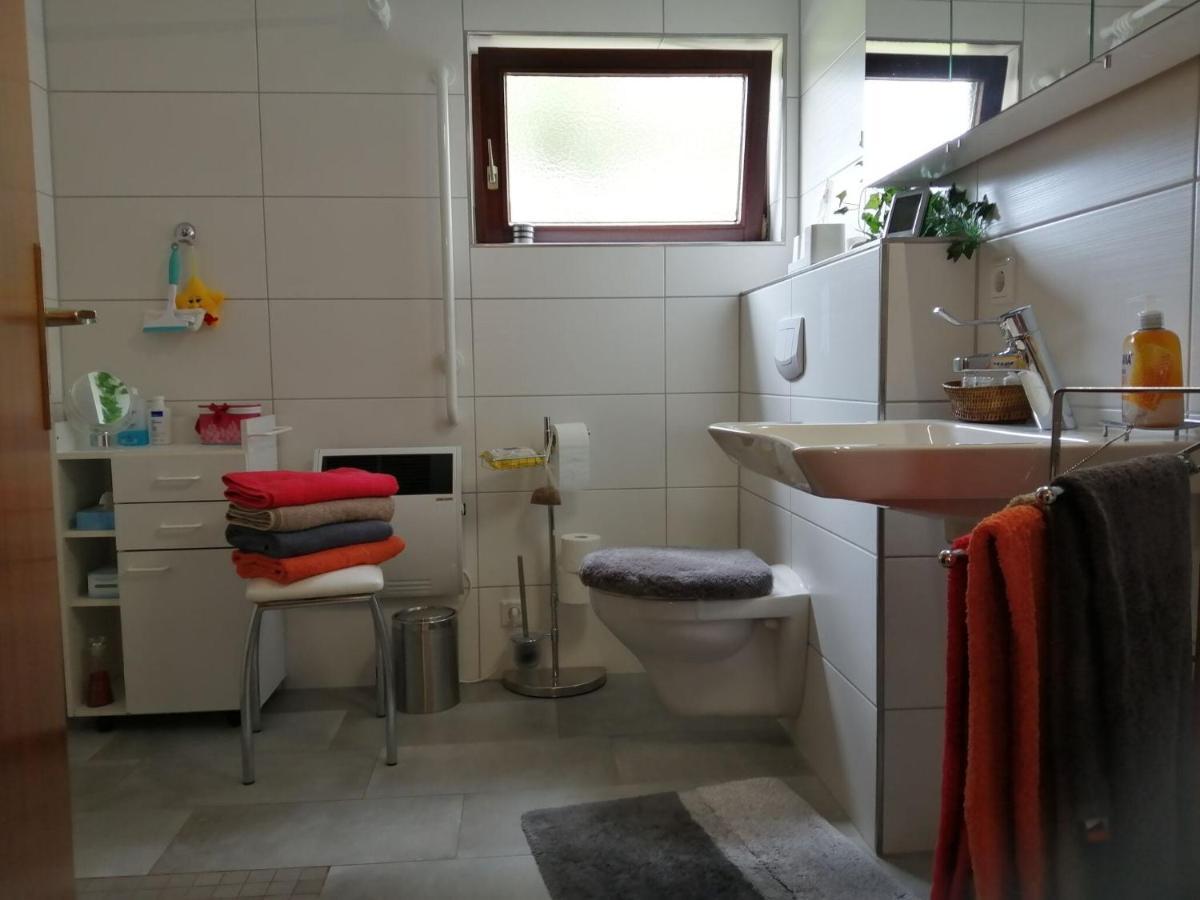 Sunny Flat In Bad Driburg With Garden Apartment Exterior photo
