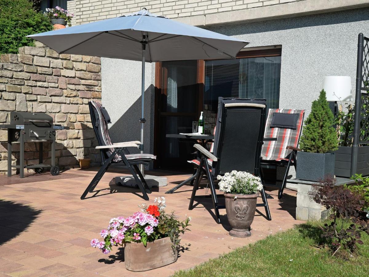 Sunny Flat In Bad Driburg With Garden Apartment Exterior photo